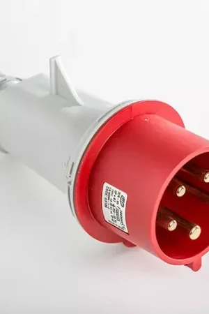 Vente Flash Fiche male ip44 3 pôles phase - neutre - terre 380v 32a