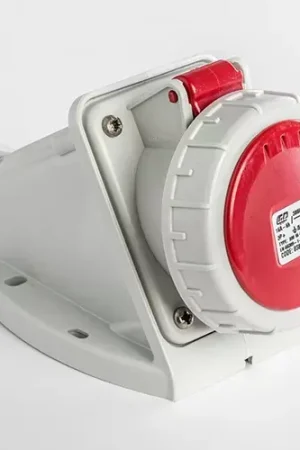 Prise murale Ip67 phase - terre 380v 16a Affaire À Saisir